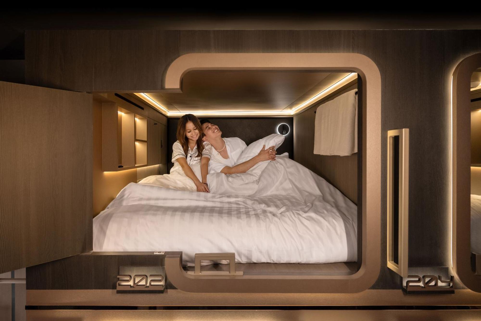 Cube Social Boutique Capsule Hotel At Boat Quay Singapore Buitenkant foto