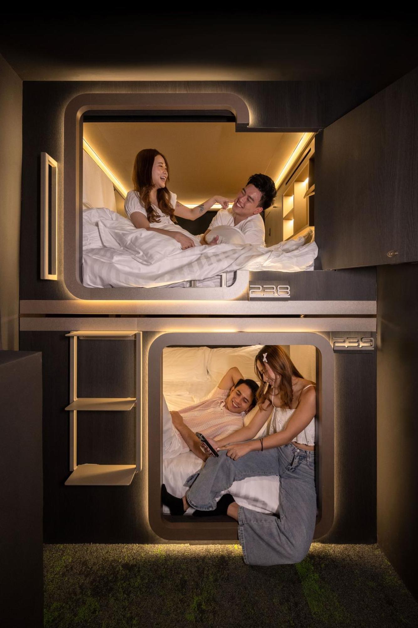 Cube Social Boutique Capsule Hotel At Boat Quay Singapore Buitenkant foto