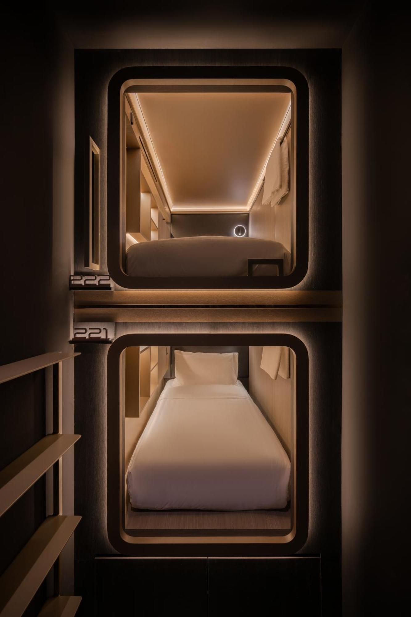 Cube Social Boutique Capsule Hotel At Boat Quay Singapore Buitenkant foto